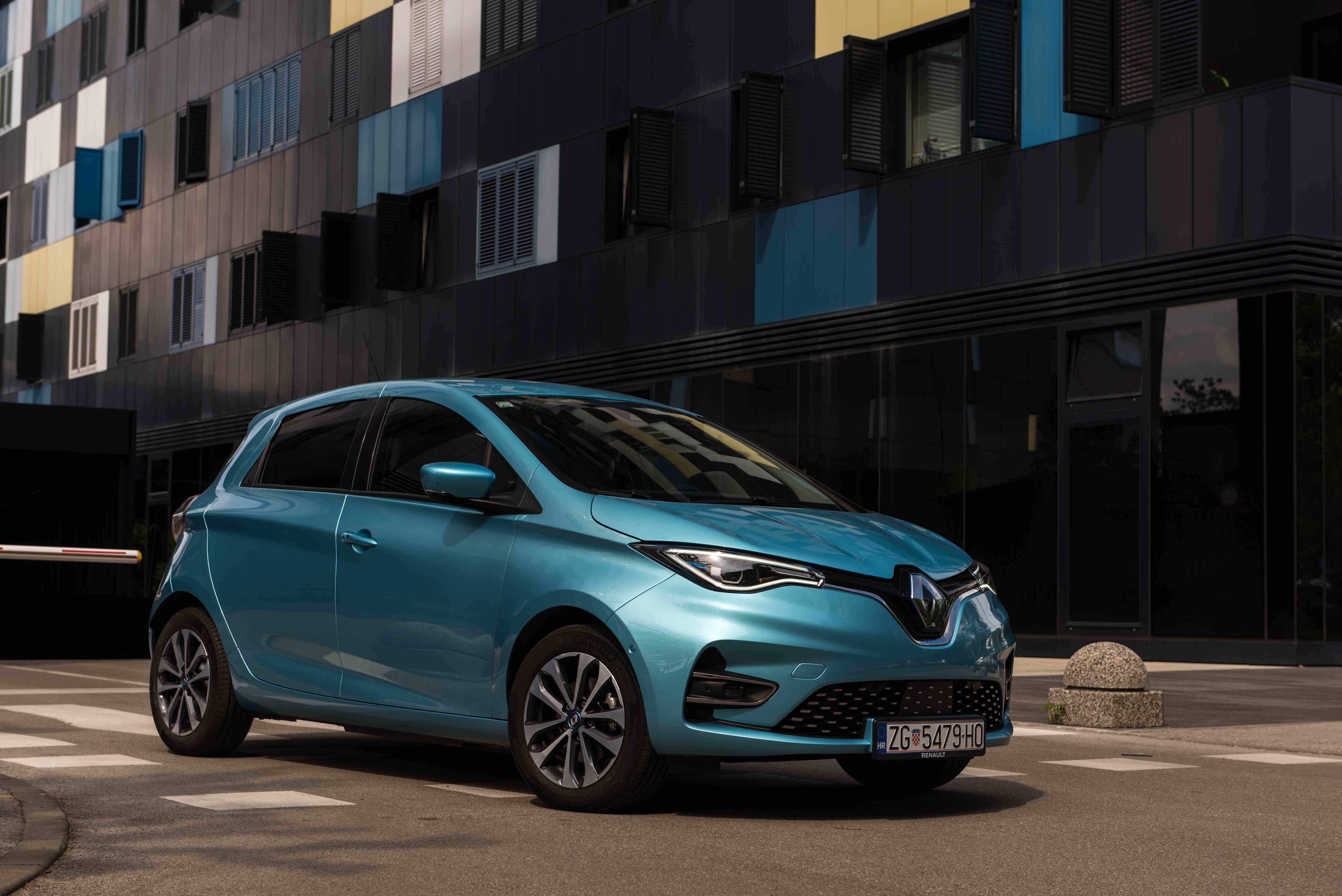 Parmi les voitures les plus populaires en 2023, on retrouve la Renault ZOE. 